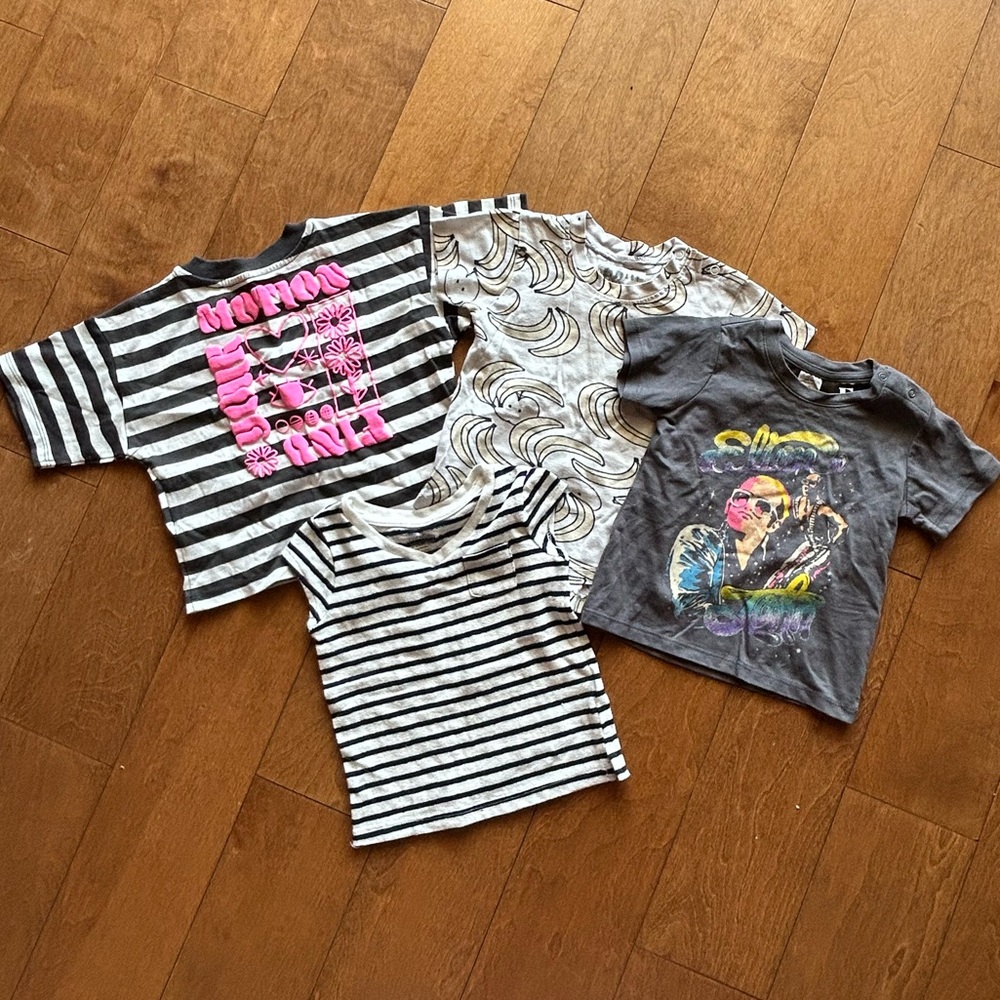 Lot of 4 x t-shirts approx 12 months old